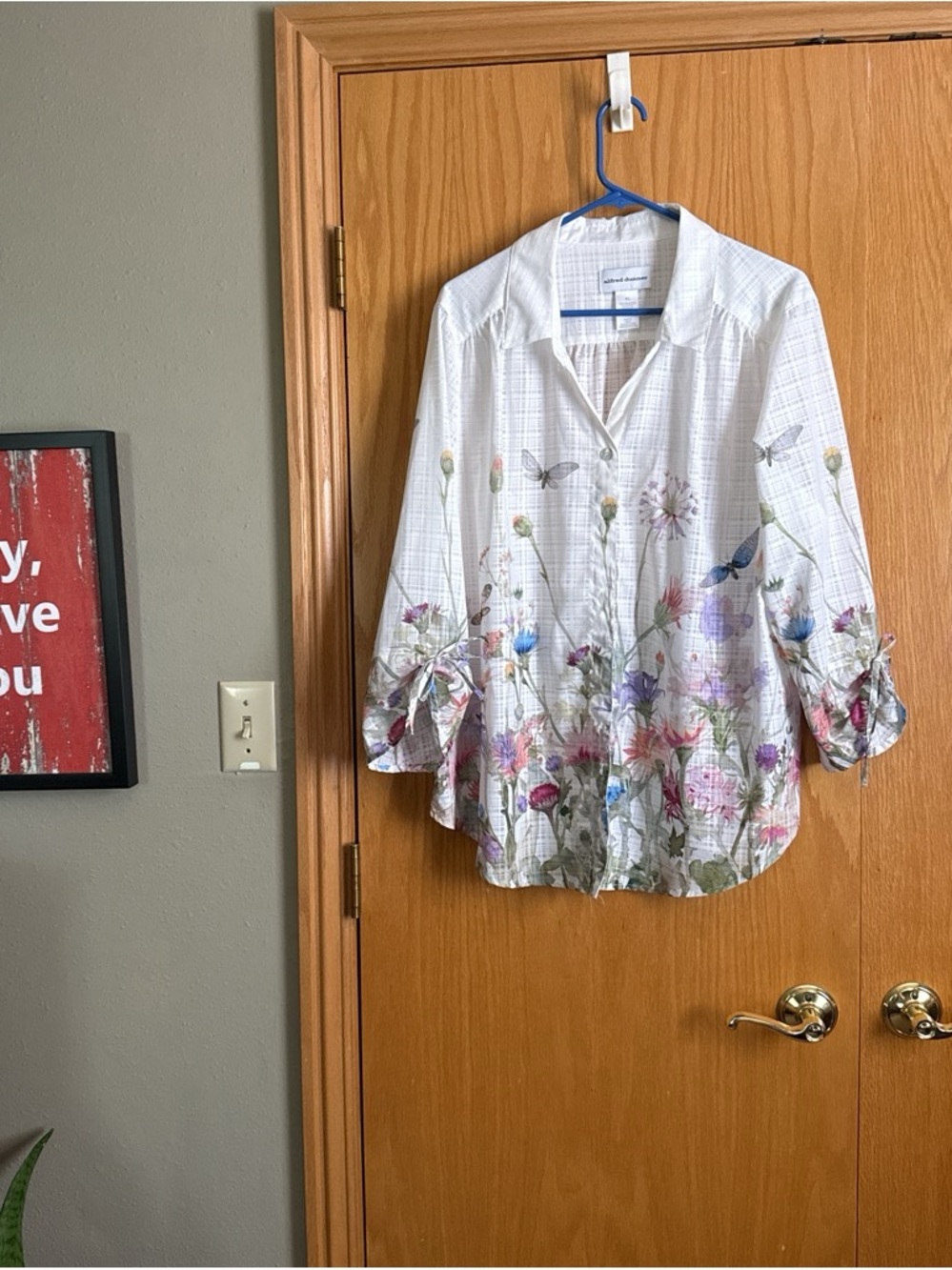 Alfred Dunner White Floral Button-Down Women's Blouse